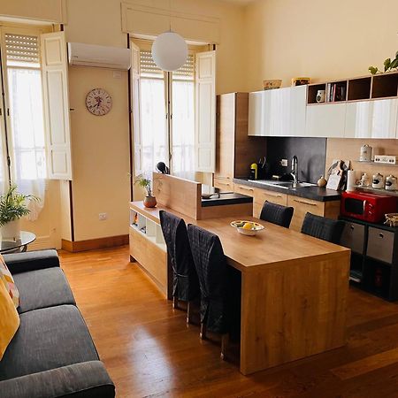 Appartamento Centro Storico Cagliari - Alter Nos House Bagian luar foto