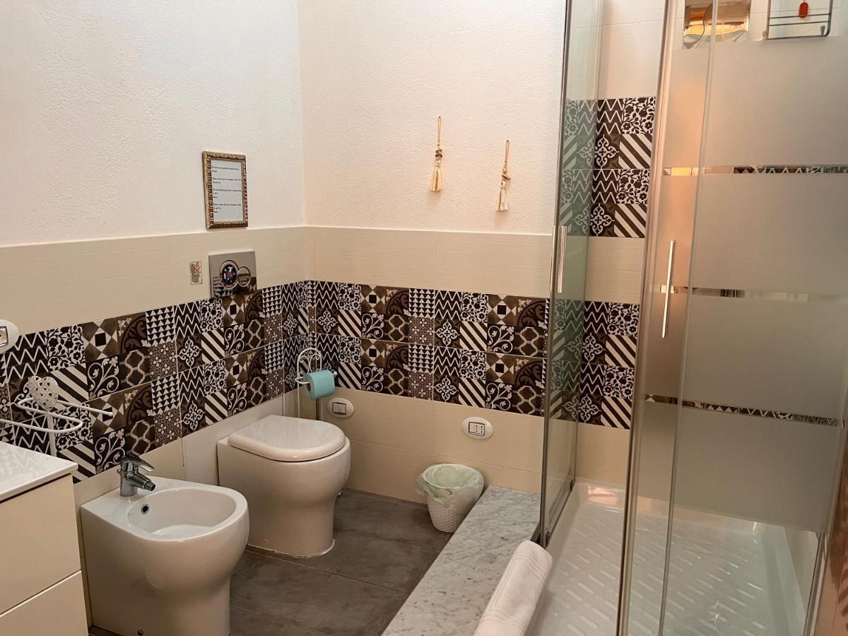 Appartamento Centro Storico Cagliari - Alter Nos House Bagian luar foto