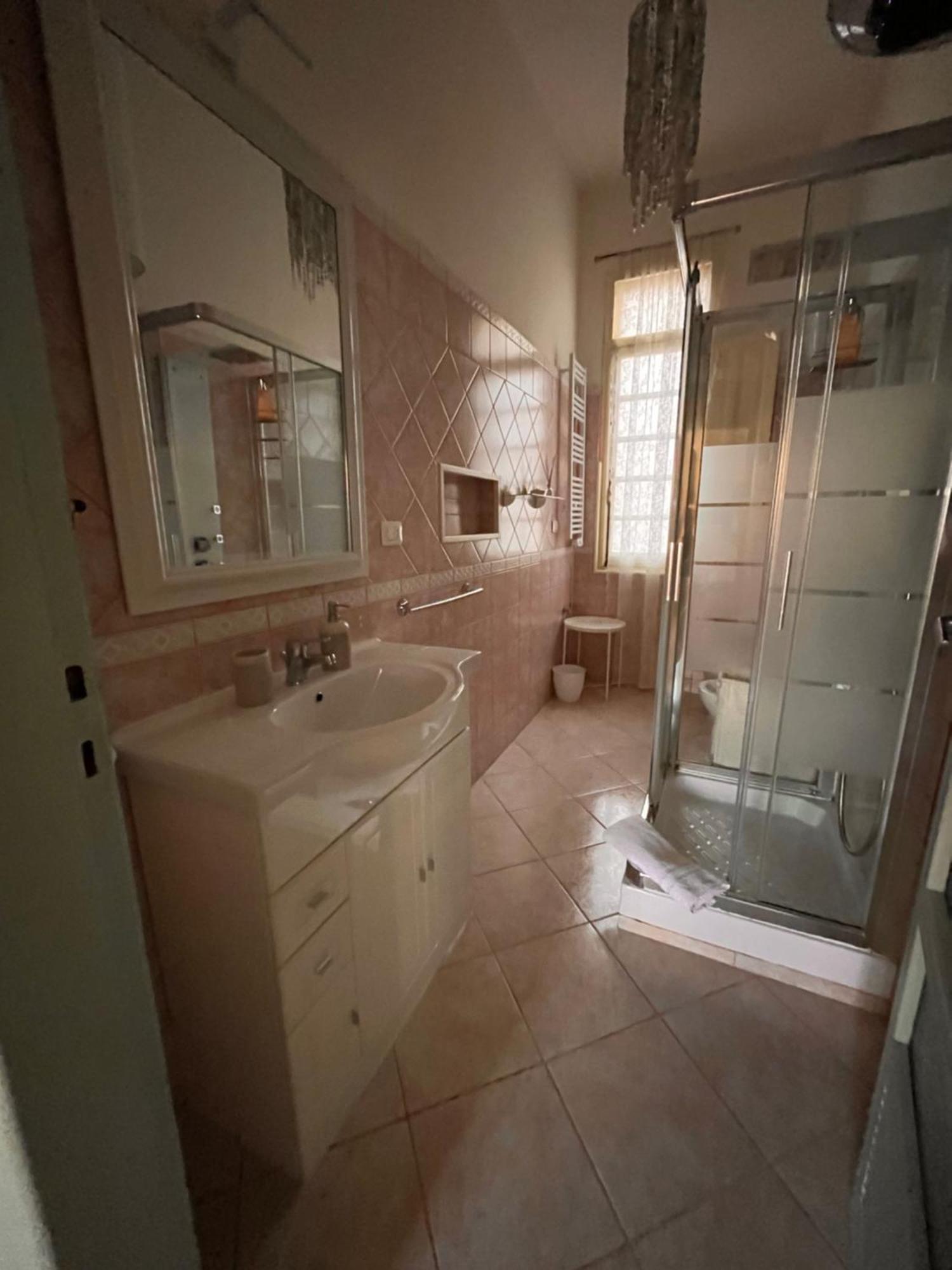 Appartamento Centro Storico Cagliari - Alter Nos House Bagian luar foto